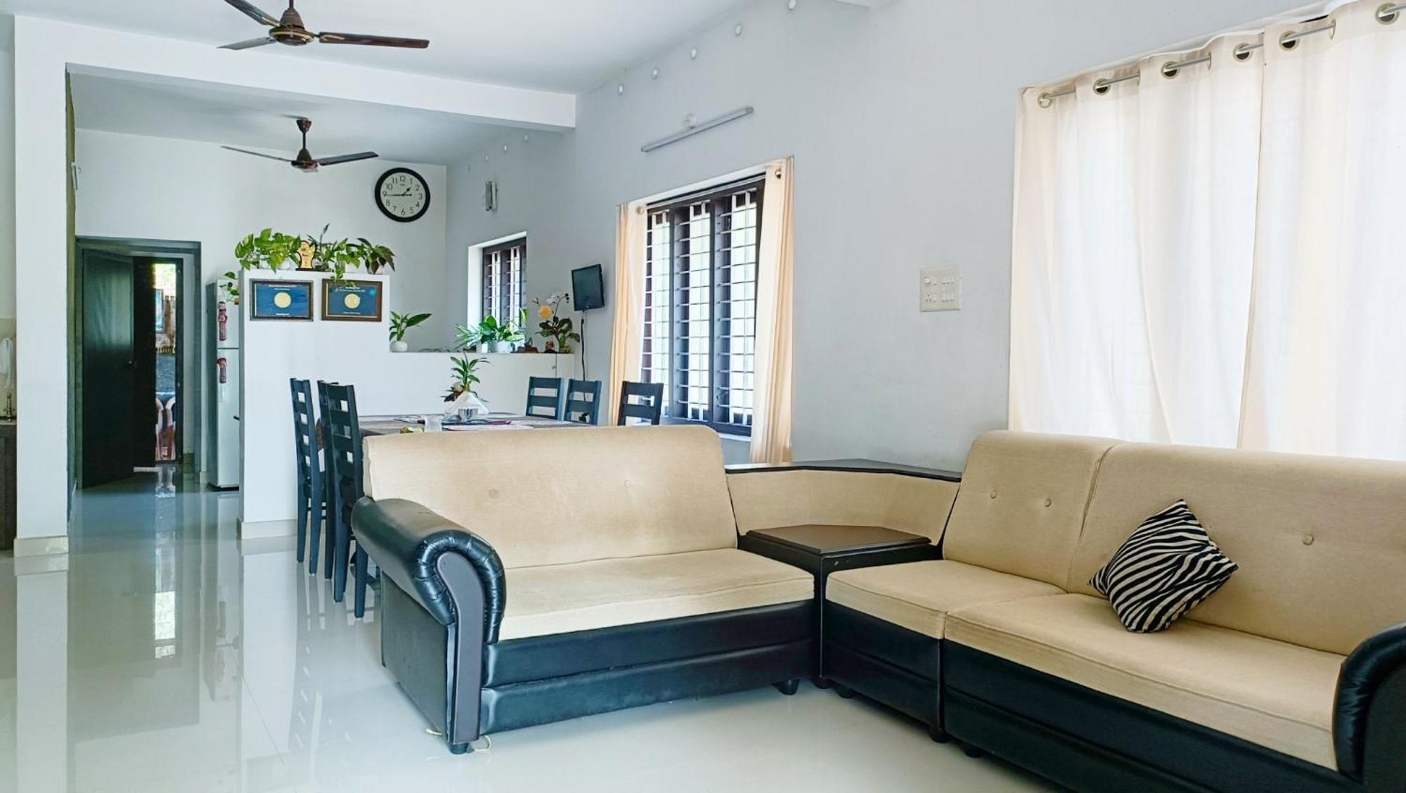Alma Homestay Марарикулам Экстерьер фото